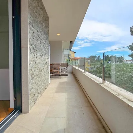 Nicoletta Lux شقة Novigrad Istria