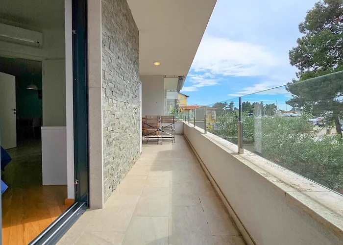 Nicoletta Lux شقة Novigrad Istria