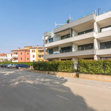 Apartment Nicoletta Lux *