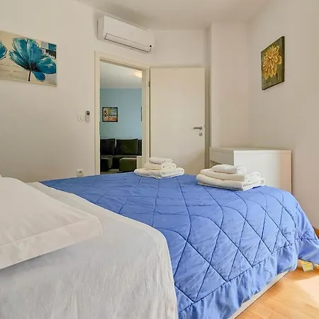 Nicoletta Lux Novigrad (Istria)