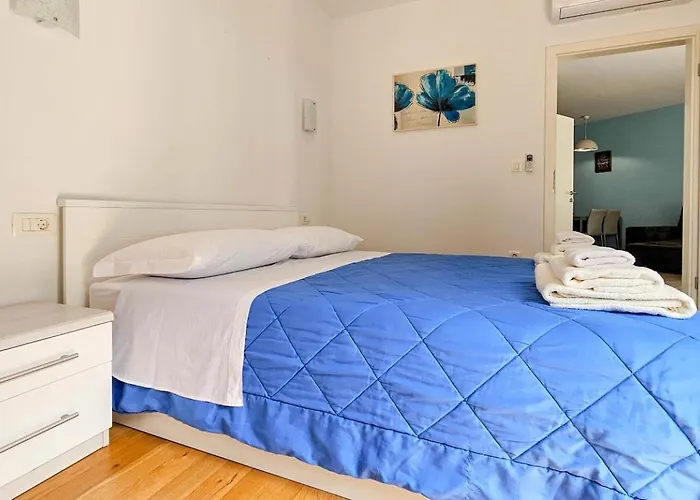 아파트 Nicoletta Lux *