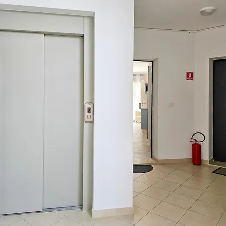 Nicoletta Lux Apartamento Novigrad Istria